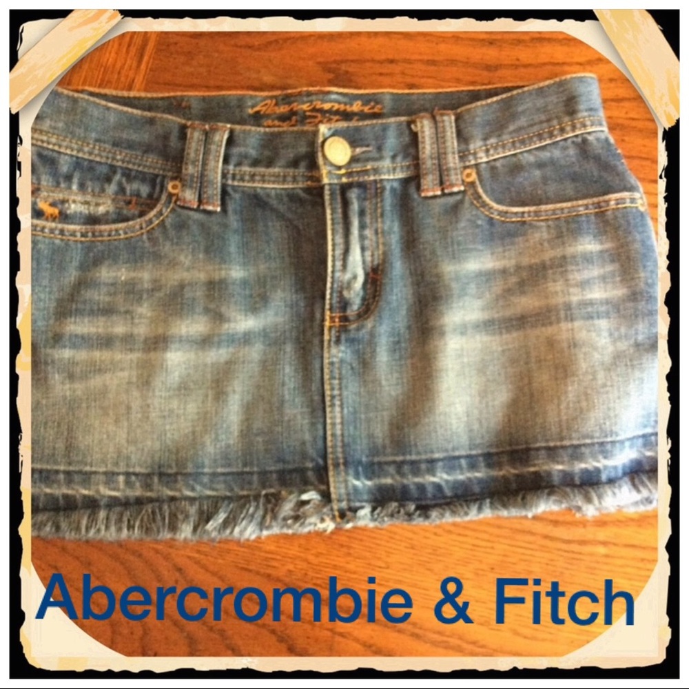 Abercrombie & Fitch distressed  jean skirt